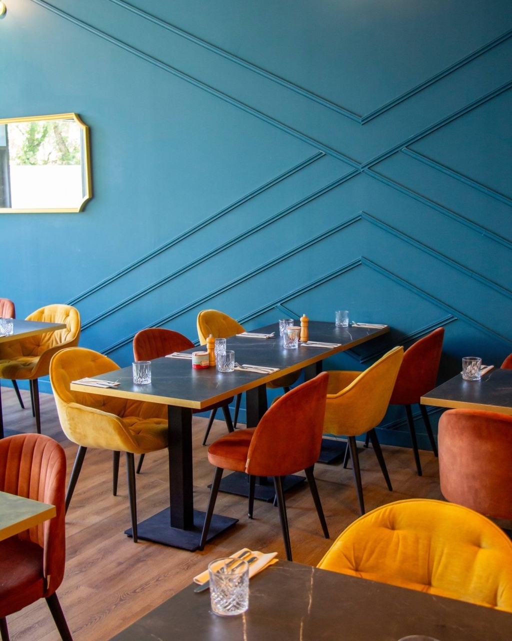 Le restaurant - Maison Delucel - restaurant BOUC-BEL-AIR - restaurant Cabries - restaurant GARDANNE